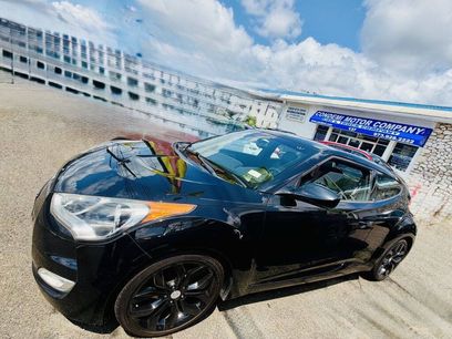 Used 2012 Hyundai Veloster w/ Style Pkg