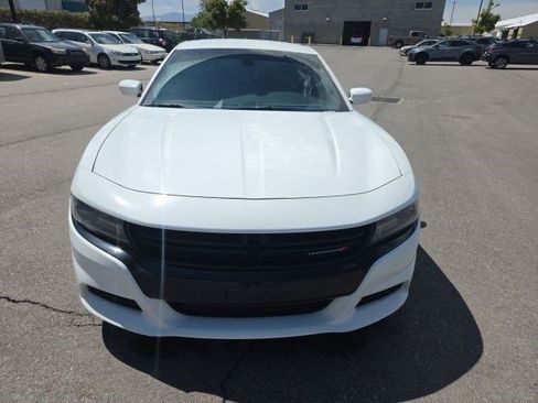 Used 2017 Dodge Charger R/T RWD image 9