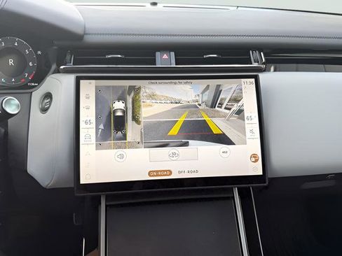Certified 2026 Land Rover Range Rover Velar Dynamic SE AWD/4WD image 22