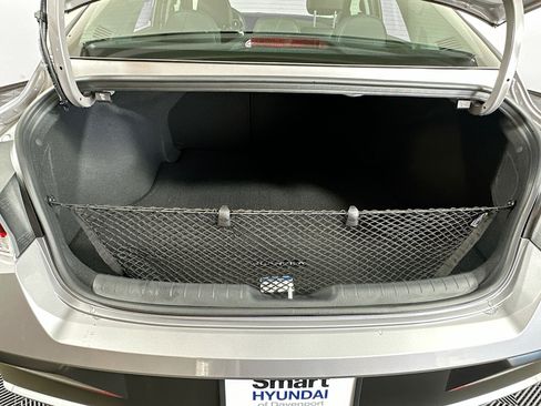 New 2026 Hyundai Elantra Limited image 26