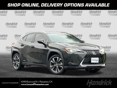 Certified 2022 Lexus UX 250h w/ Accessory Package (Z1)