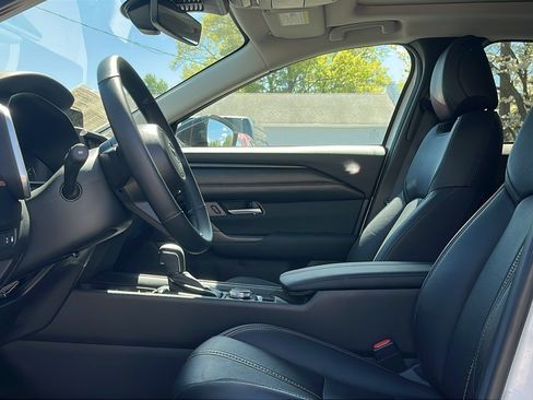 Certified 2025 MAZDA CX-50 AWD 2.5 Hybrid w/ Premium Pkg image 10