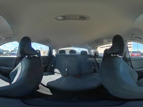 Used 2025 Kia K4 FWD image 40