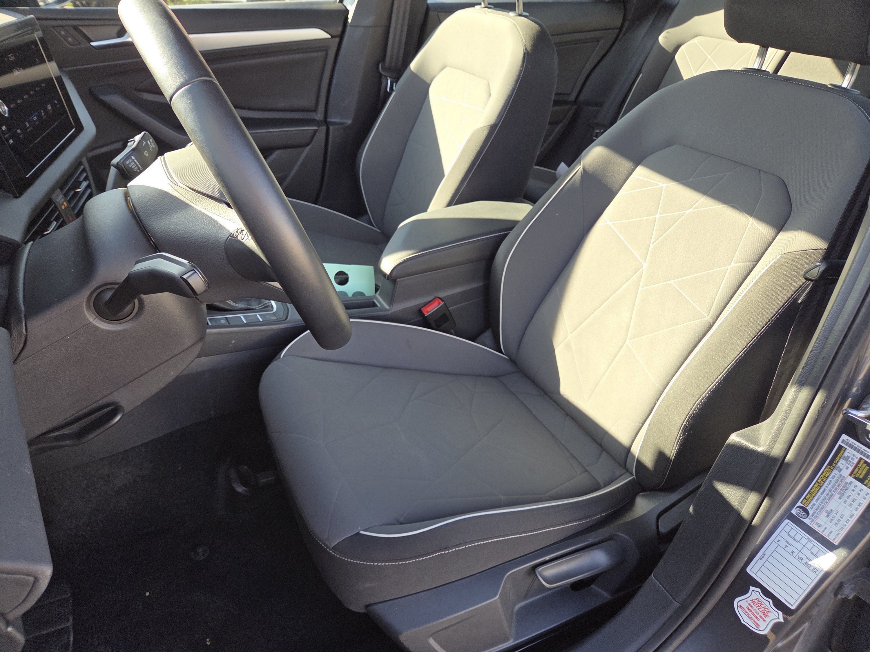 Used 2025 Volkswagen Jetta Sport FWD image 6