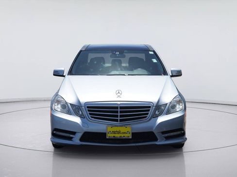Used 2013 Mercedes-Benz E 350 Sedan image 3