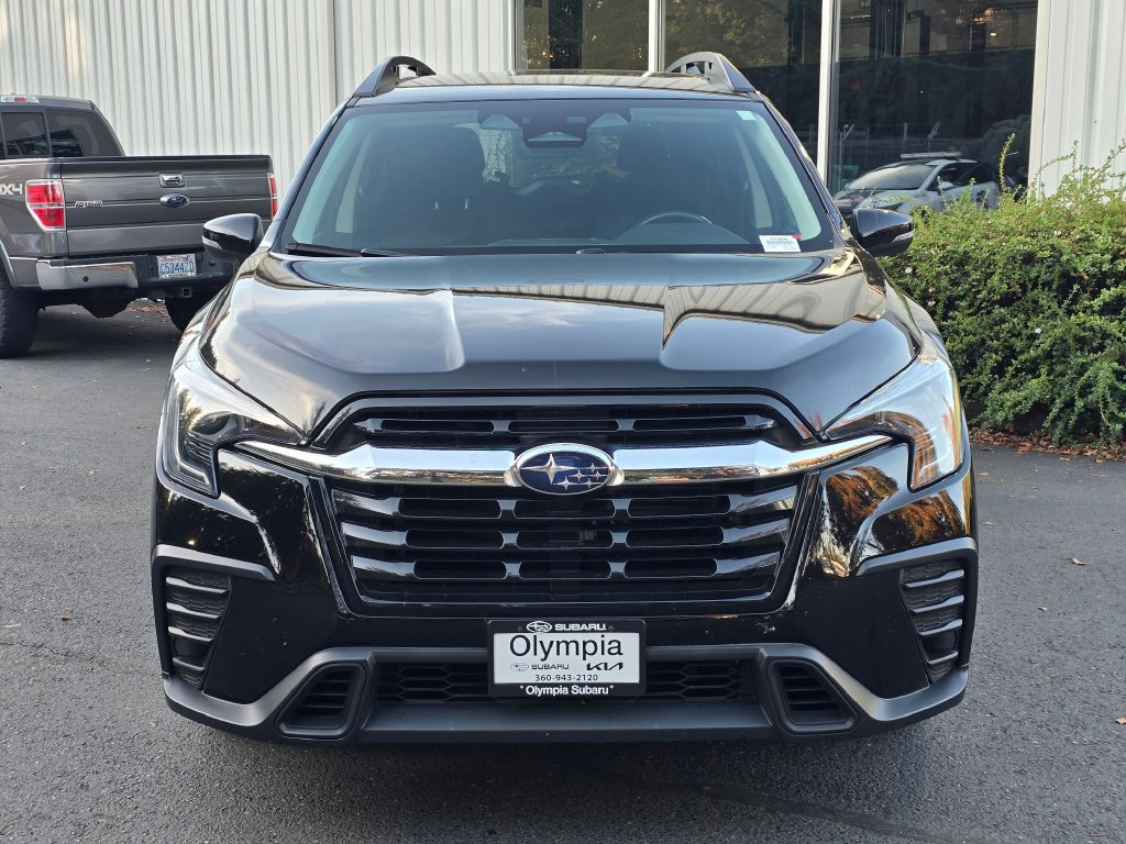 Certified 2023 Subaru Ascent Premium w/ Convenience Package AWD/4WD image 2