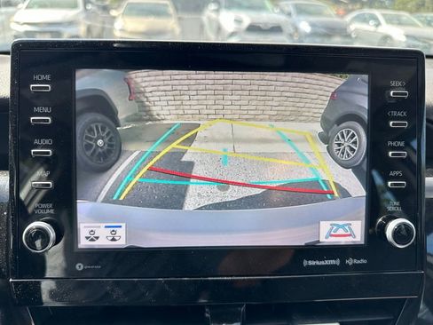 Used 2021 Toyota Camry XSE image 11