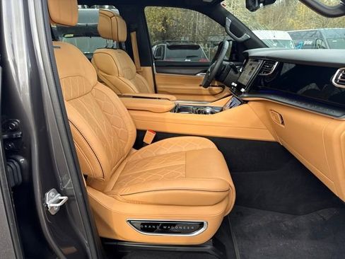 Used 2025 Jeep Grand Wagoneer L Series III w/ Quick Order Packagew 28T image 9