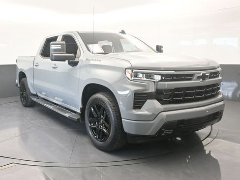 Used 2024 Chevrolet Silverado 1500 RST w/ Protection Package image 9