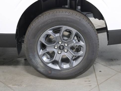 New 2025 Ford Maverick XLT w/ Equipment Group 301A image 17