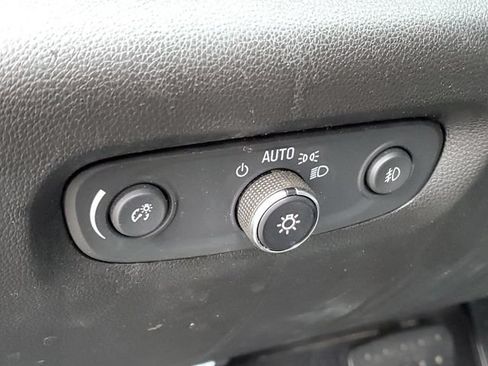 Used 2020 Chevrolet Traverse LT AWD/4WD image 8