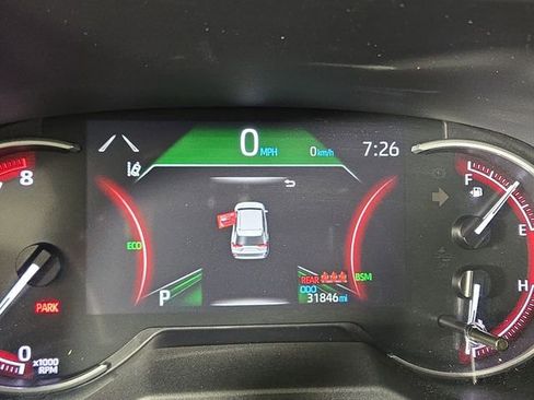 Used 2025 Toyota RAV4 XLE image 17