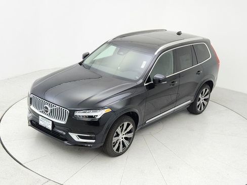 New 2025 Volvo XC90 B6 Plus w/ Protection Package Premier image 13