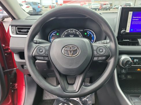 Used 2025 Toyota RAV4 XLE image 21