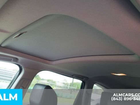 Used 2020 Honda CR-V Touring image 18