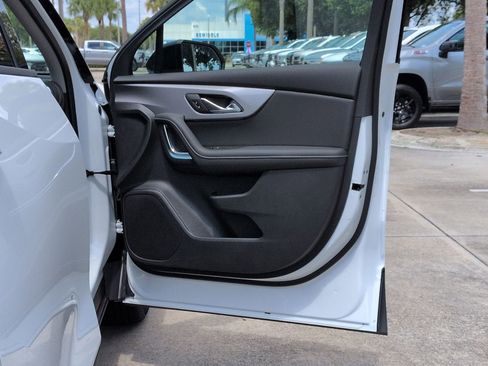 New 2026 Chevrolet Blazer LT w/ Midnight/Sport Edition FWD image 28