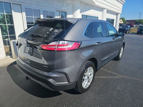 Used 2023 Ford Edge SEL w/ Convenience Package AWD/4WD image 4