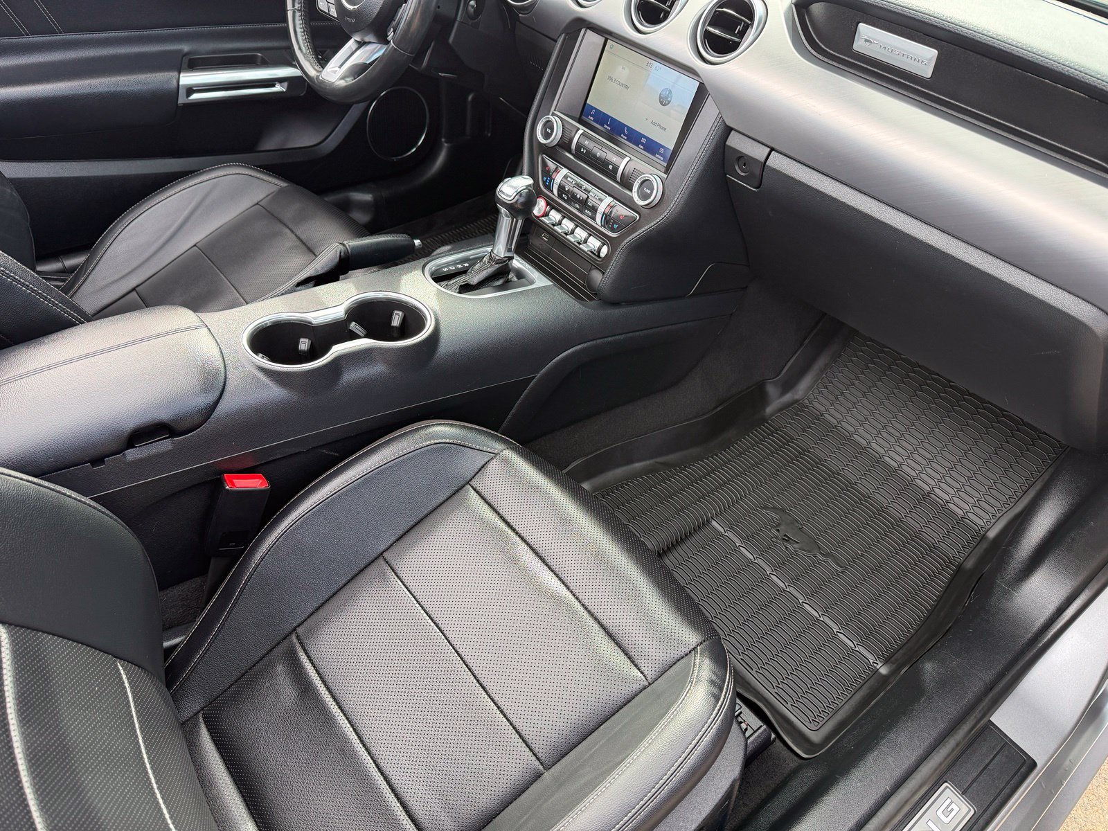 Used 2022 Ford Mustang Premium RWD image 22