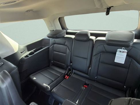 New 2025 Lincoln Navigator Reserve image 13