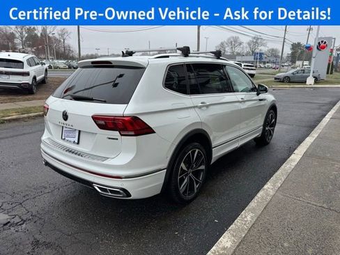 Certified 2023 Volkswagen Tiguan SEL R-Line image 6