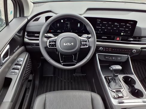 New 2026 Kia Carnival SX image 14