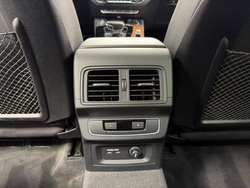 Used 2022 Audi Q5 2.0T Premium Plus AWD/4WD image 32
