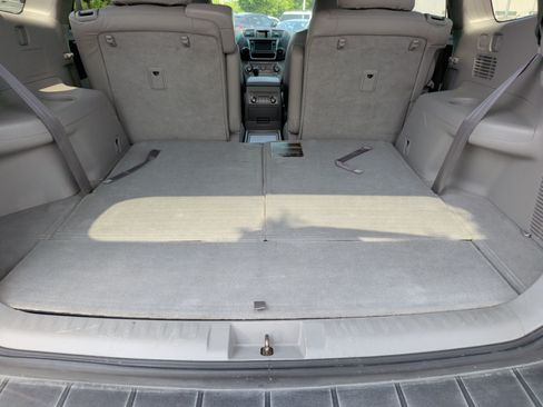 Used 2013 Toyota Highlander Plus FWD image 37