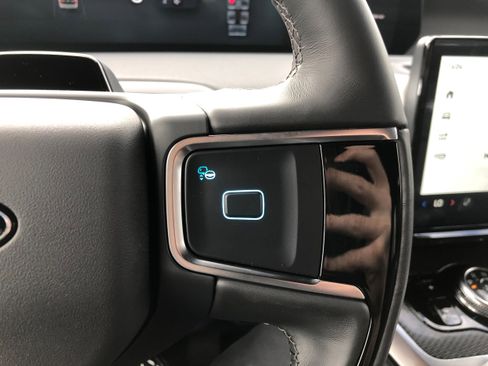 New 2025 Ford Expedition Platinum w/ Stealth Performance Package image 19