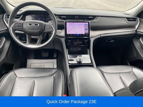 Used 2023 Jeep Grand Cherokee Limited AWD/4WD image 5