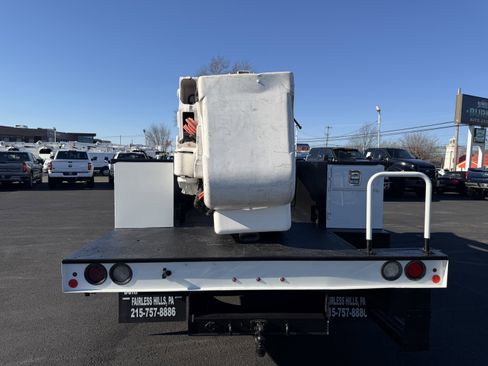 Used 2017 Ford F550 2WD Regular Cab Super Duty w/ Snow Plow Prep Package image 10