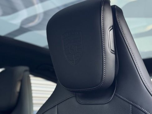 New 2025 Porsche Taycan 4S image 41
