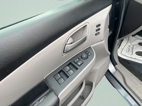 Used 2012 Honda Odyssey Touring image 10