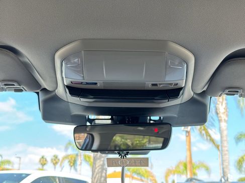 Certified 2023 Subaru Ascent Premium w/ Convenience Package image 14