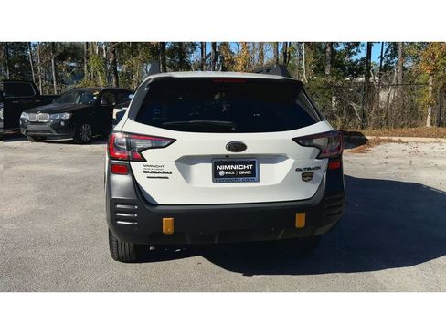 Used 2023 Subaru Outback Wilderness image 7