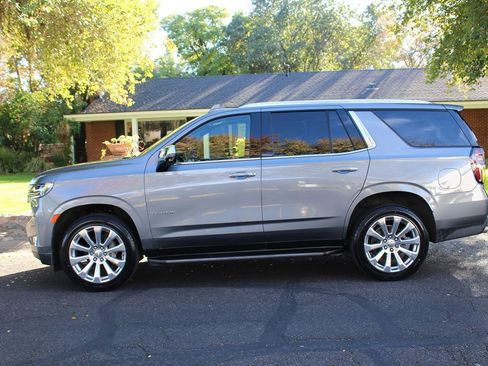 Used 2021 Chevrolet Tahoe Premier w/ Premium Package image 2