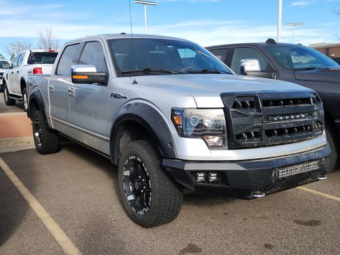 Used 2010 Ford F150 Platinum image 3