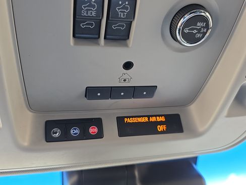 Used 2020 Cadillac Escalade Luxury AWD/4WD image 26