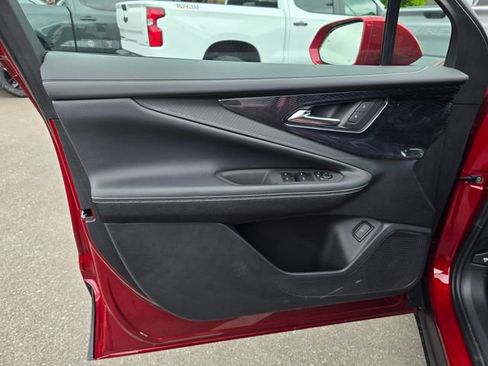 New 2025 Chevrolet Blazer EV LT image 24