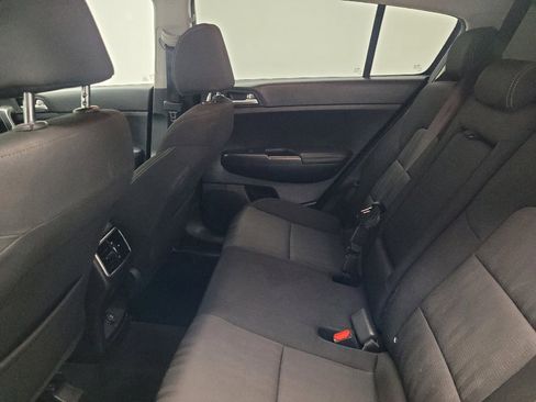 Used 2021 Kia Sportage LX image 18