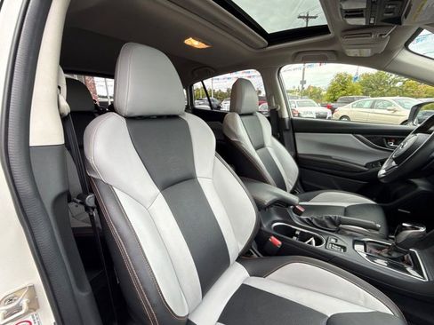 Used 2019 Subaru Crosstrek 2.0i Limited w/ Moonroof Package w/Navigation image 18