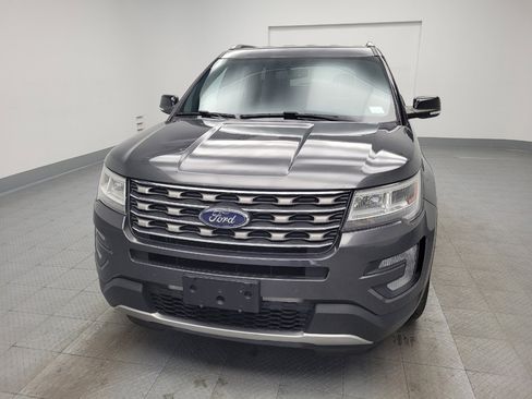 Used 2017 Ford Explorer XLT w/ Equipment Group 202A image 15
