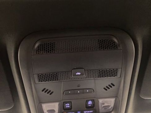 Certified 2025 Cadillac XT5 Premium Luxury image 13