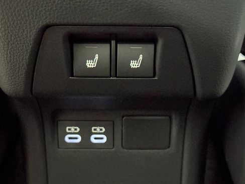 New 2026 Toyota Prius Limited FWD image 15
