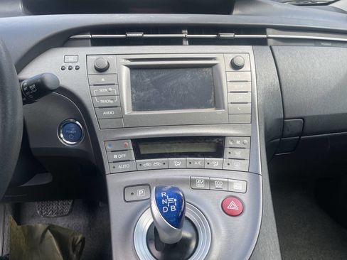 Used 2015 Toyota Prius Three image 20