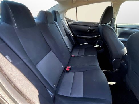 Used 2024 Nissan Sentra SV image 17