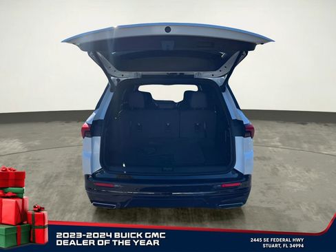New 2025 Buick Enclave Sport Touring w/ Super Cruise Package image 17