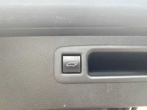 Used 2020 Toyota Highlander Platinum AWD/4WD image 45