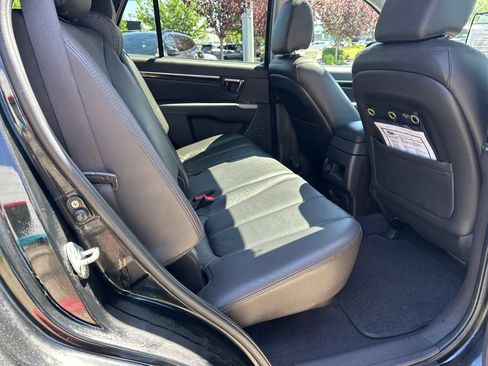 Used 2011 Hyundai Santa Fe Limited FWD image 15