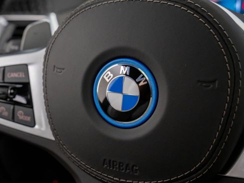 Used 2026 BMW X5 xDrive50e w/ M Sport Package AWD/4WD image 24