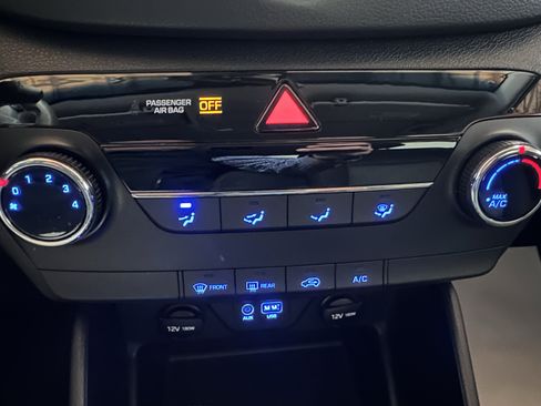 Used 2018 Hyundai Tucson SE image 38